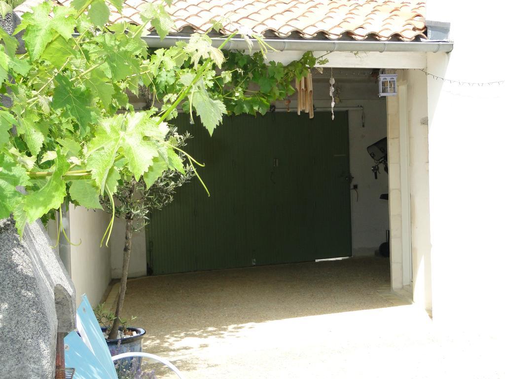 新岛小度假屋 拉弗洛特 外观 照片